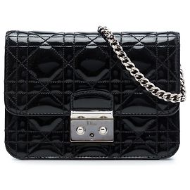 Autre Marque Pouch Mini Miss Dior in pelle laccata Cannage nera Dior Nero