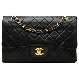 Chanel Black Medium Classic Lambskin Double Flap Negro