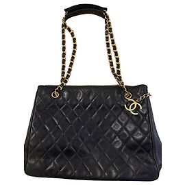 Borsa tote Chanel in pelle nera trapuntata Nero