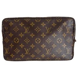 Louis Vuitton Neceser Monogram Canvas 28cm Castaño Monograma
