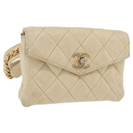CHANEL Matelasse Gürteltasche aus Lammleder Beige Goldfarben CC Auth BA16179 Beige Andere
