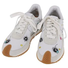 LOEWE Studio Ghibli Suswatari Sneakers Leather White Auth 167752SM Branco