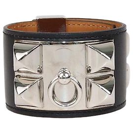 Hermès Bracelete Collier de Chien em couro Swift preto Hermes Preto