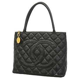 Chanel Black Grained Calfskin Tote Bag Black