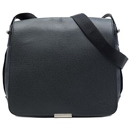 Louis Vuitton Black Taiga Viktor Schwarz
