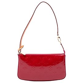 Louis Vuitton Red Monogram Vernis Pochette Accessoires Vermelho