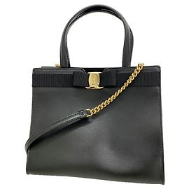 Salvatore Ferragamo Vara Leather Handbag Black