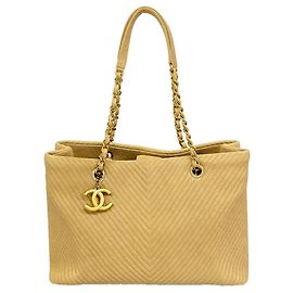 Bolso Tote Chanel de cuero marrón Castaño