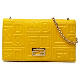 Monedero Fendi de piel amarilla Amarillo