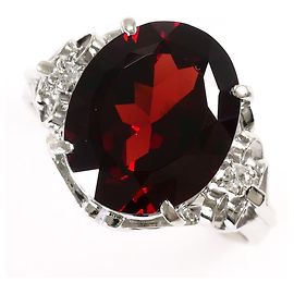 Autre Marque PT900 Platinum Ring with Garnet and Diamond Other