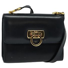 Salvatore Ferragamo Gancini Leather Preto