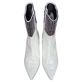 Bottines Christopher Kane en cuir verni blanc et cristaux Swarovski Blanc