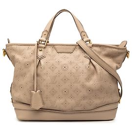Louis Vuitton Beige Monogram Mahina Stellar PM Beige