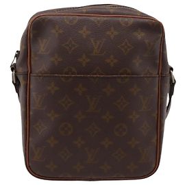 Louis Vuitton Marceau Messenger Monogram Canvas GM Marrom