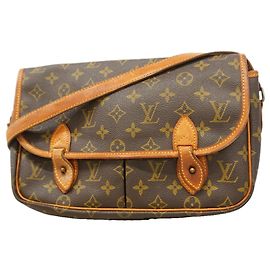 Sac à bandoulière Louis Vuitton Monogram Gibeciere MM Marron
