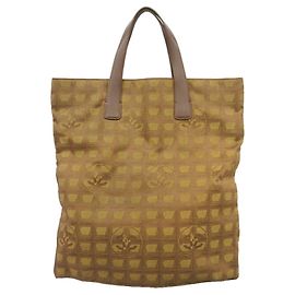 Saco Tote Chanel New Travel em nylon Caqui
