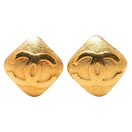 Brincos de pressão Chanel Coco Mark banhados a ouro Dourado