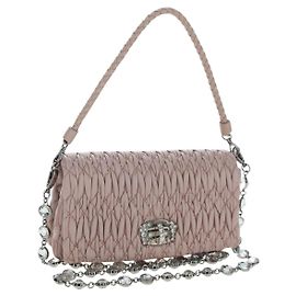 Clutch Miu Miu de piel Matelassé con cristales Medium Rosa