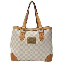 Louis Vuitton Hampstead PM Shoulder Bag White