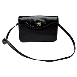 Bolsa Tiracolo com Aba Vintage Givenchy Logo 4G Final dos anos 1970 Preta Preto