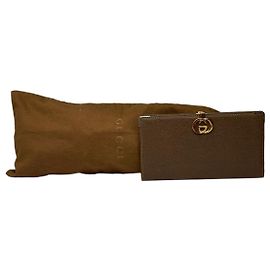 Vintage Gucci Pebbled Leather Bifold Wallet Late 1970s Dark Brown Brown