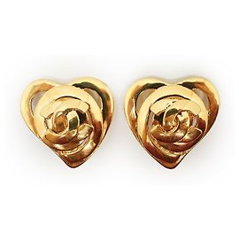 Chanel Orecchini a clip a forma di cuore CC GP D'oro