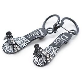 Dior Boucles d'oreilles en forme de chaussures à talons Noir Blanc