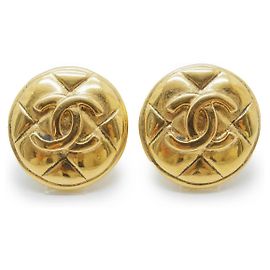 Chanel Boucles d'oreilles clips rondes matelassées Coco Mark GP Doré