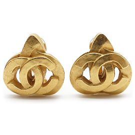 Chanel Brincos de pressão Coco Mark Heart GP Dourado
