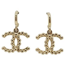 Chanel Orecchini a cerchio piccoli a goccia con perline CC D'oro