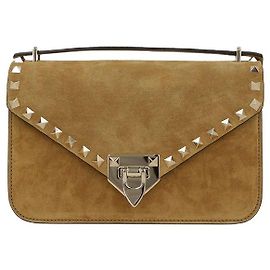 Valentino Garavani Bolsa crossbody Rockstud small em camurça Bege