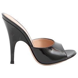 Gianvito Rossi Sofia mules en cuir noir Noir