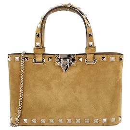 Valentino Garavani mala shopping mini Rockstud em camurça Bege