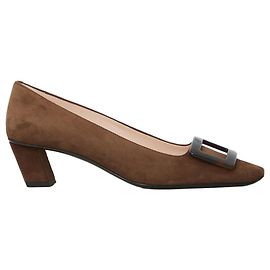 Roger Vivier Belle Vivier pumps in suede Brown