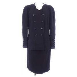 Chanel P06271V03075 96C Suit Schwarz