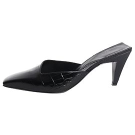 Gucci Mules em couro preto com relevo de crocodilo - EU 38 Preto