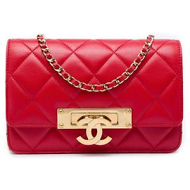 Chanel Red Medium Quilted Lambskin Golden Class Flap Red