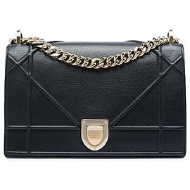 Diorama Flap en cuir de veau grainé noir taille Medium Dior Noir