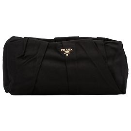 Prada plissierte Satin-Clutch mit Rahmen in Schwarz Schwarz