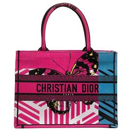 Bolso Book Tote Dior Medium de lona bordada Rosa Butterfly D Jungle Pop Rosa