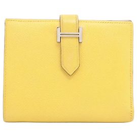 Hermès Portefeuille bi-fold Hermes Bearn Compact en cuir Veau Epsom Jaune