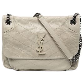 Autre Marque Saint Laurent White Medium Crinkled Calfskin Niki Weiß Roh
