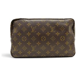 LOUIS VUITTON TROUSSE TOILETTE 28 GM M43383 MONOGRAM CANVAS CLUTCH Brown