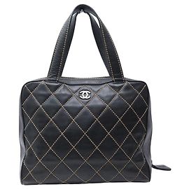 BORSA A MANO CHANEL WILD STICHING IN PELLE MATELASSÉ NERA A TRACCOLLA Nero