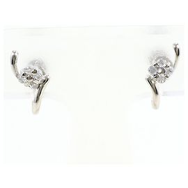 Autre Marque PT900 Platinum Stud Earrings with Diamonds Other