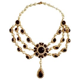 Colar Dolce & Gabbana com pérolas e cristais Preto Branco Gold hardware