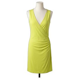Abito Burberry in viscosa verde lime Verde