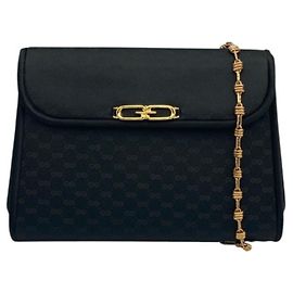 Borsa a tracolla Gucci Micro GG in raso con catena Nero