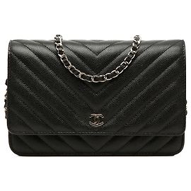 Chanel Black CC Chevron Caviar Wallet On Chain Schwarz