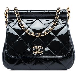 Clutch Chanel Black CC Quilted Patent Frame con catena Nero